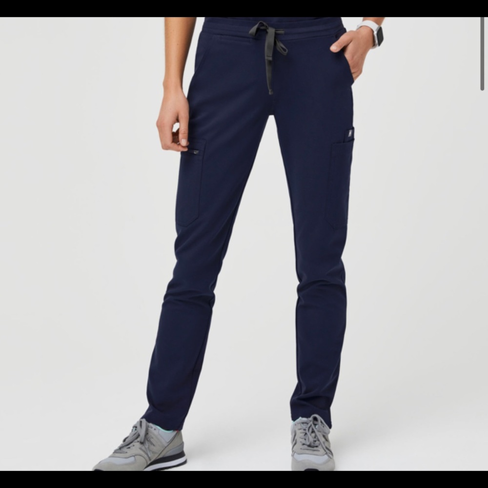 Figs scrub pants! Yola style in navy blue, size XS.